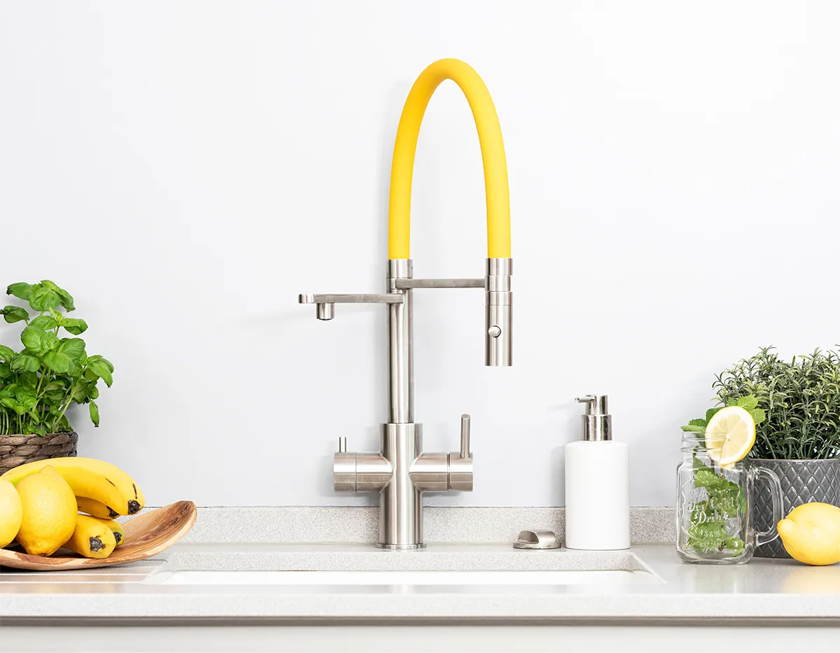 Vorschau: Living Water Wasserfilteranlage mit Wasserfilter, Edelstahl gebürstet Brauseauslauf gelb 